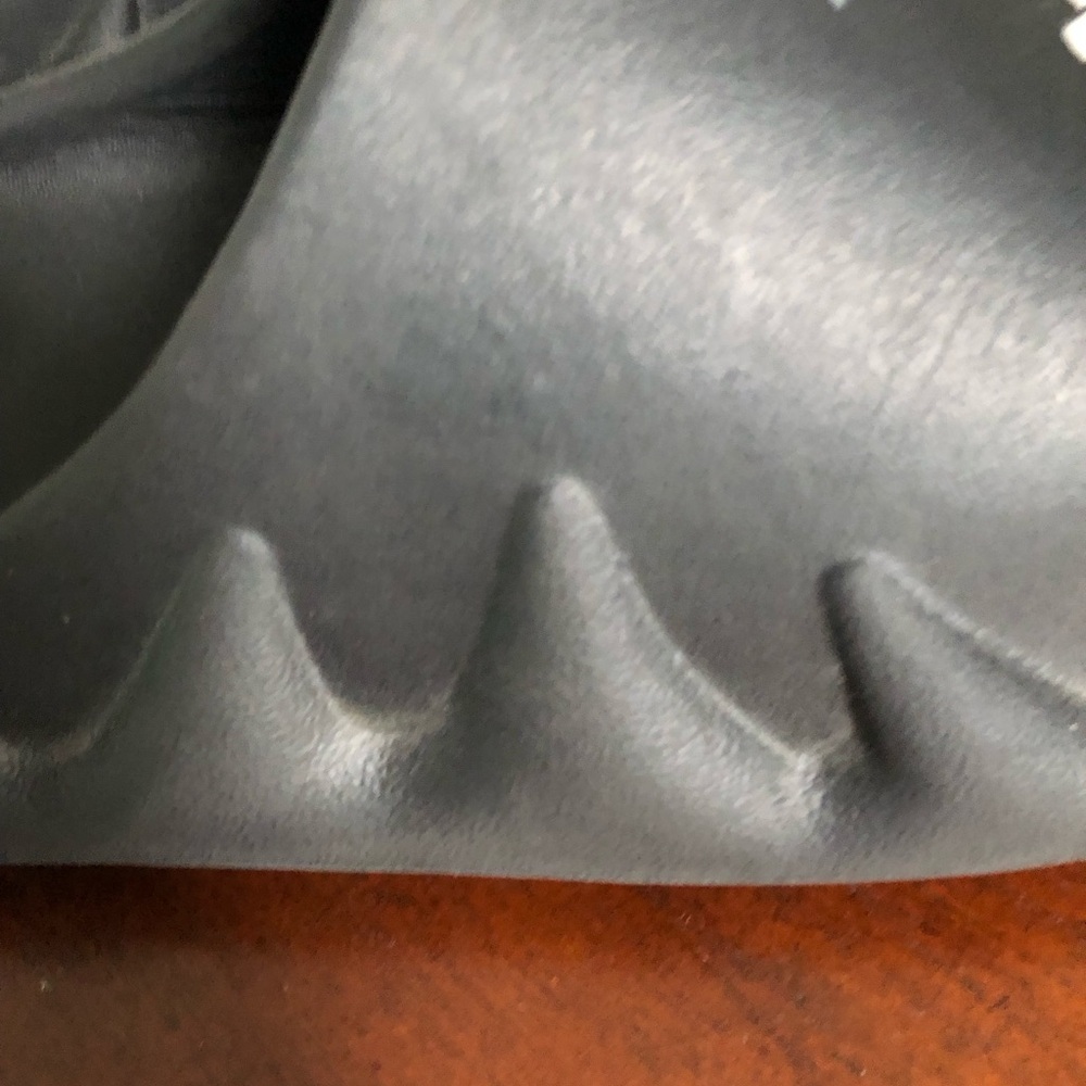 SHEIN MENS SLIDE - Picture 7 of 9